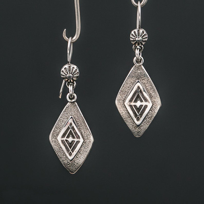 Retro Geometric Diamond-shaped Bohemian Alloy Earrings For Women
