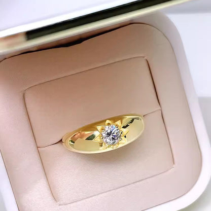 Horse-eye White Diamond-inlaid Imported High-carbon Diamond Sunflower Wedding Ring