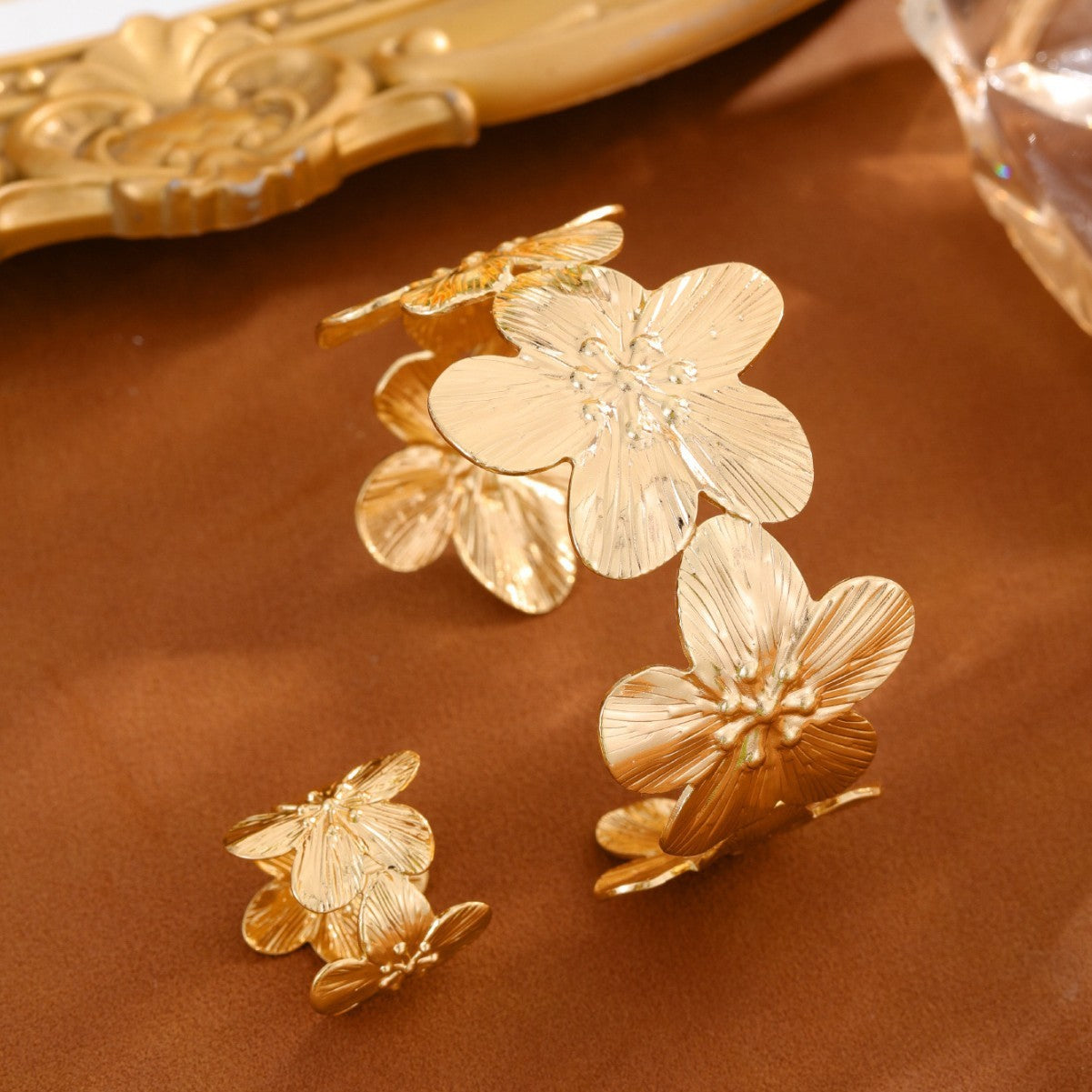 Golden Flower Bracelet And Ring Set